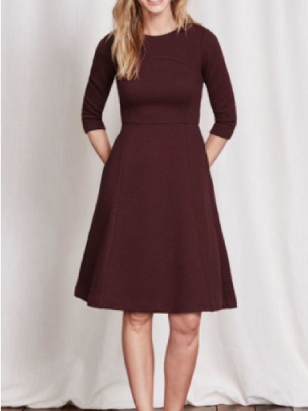 Boden Curve & Flare Dress Dark Burgundy 10R Textured Quilted Fit & Flare WW113